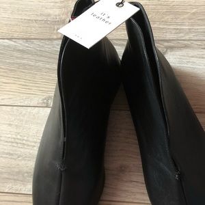Zara genuine leather shoes, new with tag